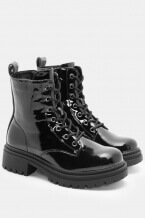 Black-Patent