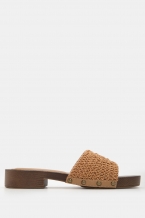 Бежово-Тъмно